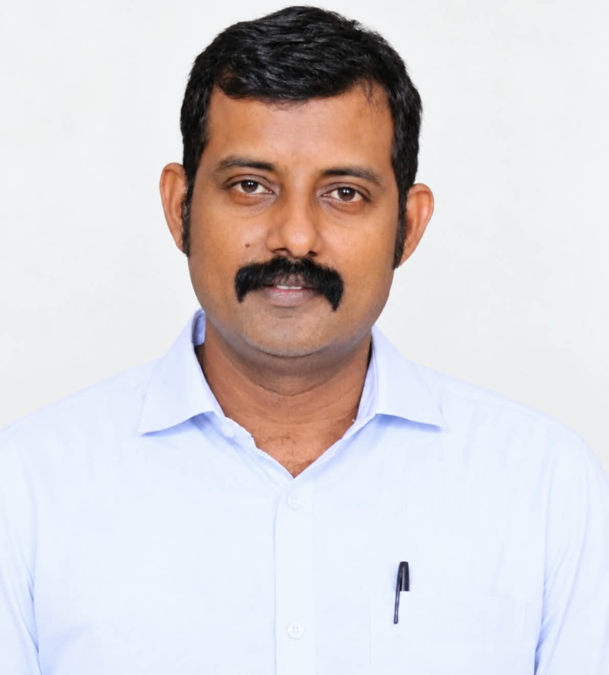 Photo of Mr. VIDHURAN KUMAR M